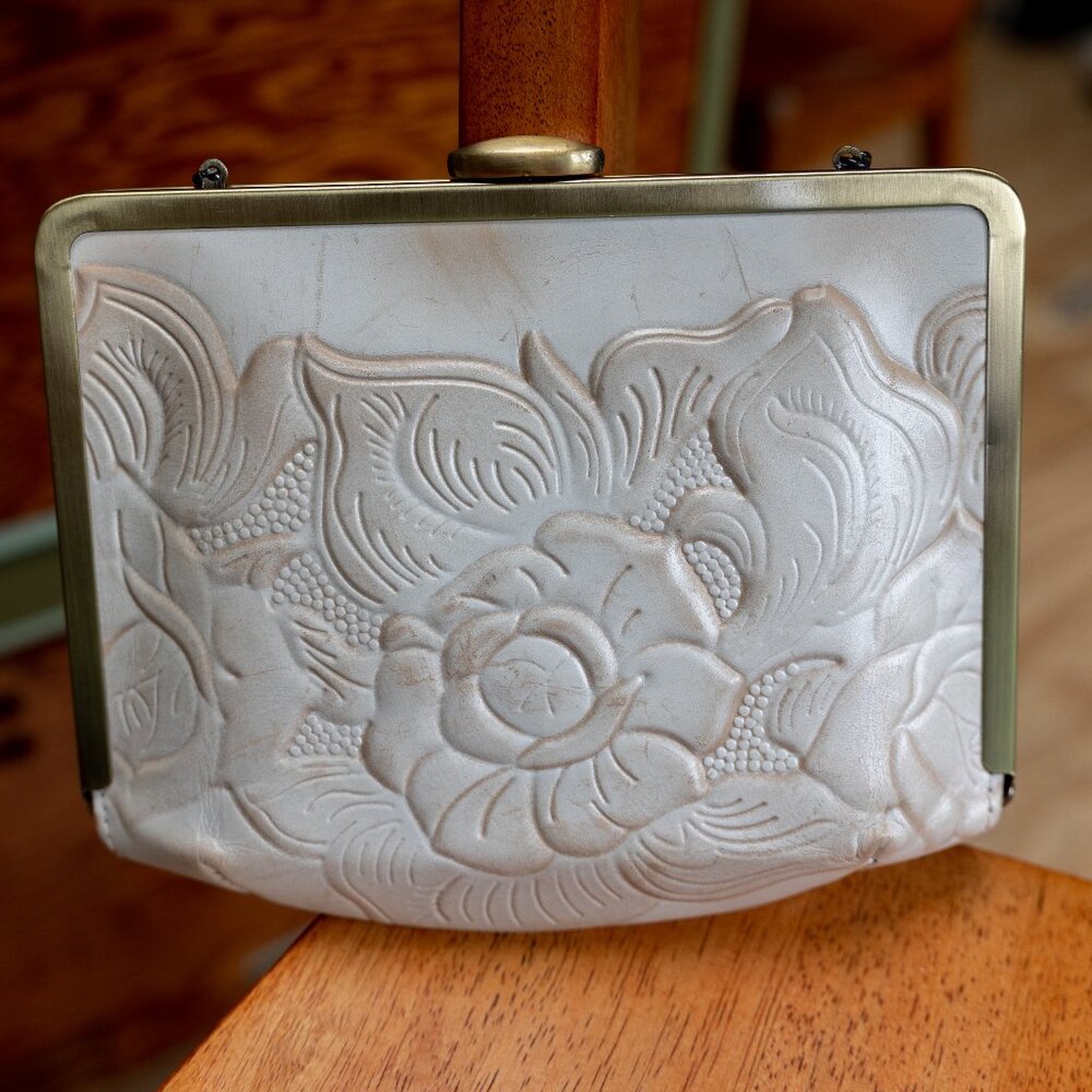 PATRICIA NASH Ivory Tooled Leather Floral Purse Bag - Picture 3 of 10